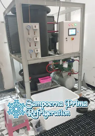 Mesin es tube kapasitas 2 Ton produksi Sampoerna Prima Refrigeration